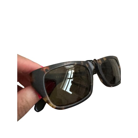 KREWE Women’s Tortoise Square Sunnies Sunglasses w/ Case - Picture 5 of 8